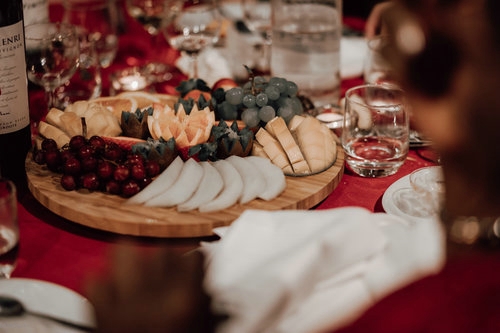 PETITS PLATS PAR DES GRANDS